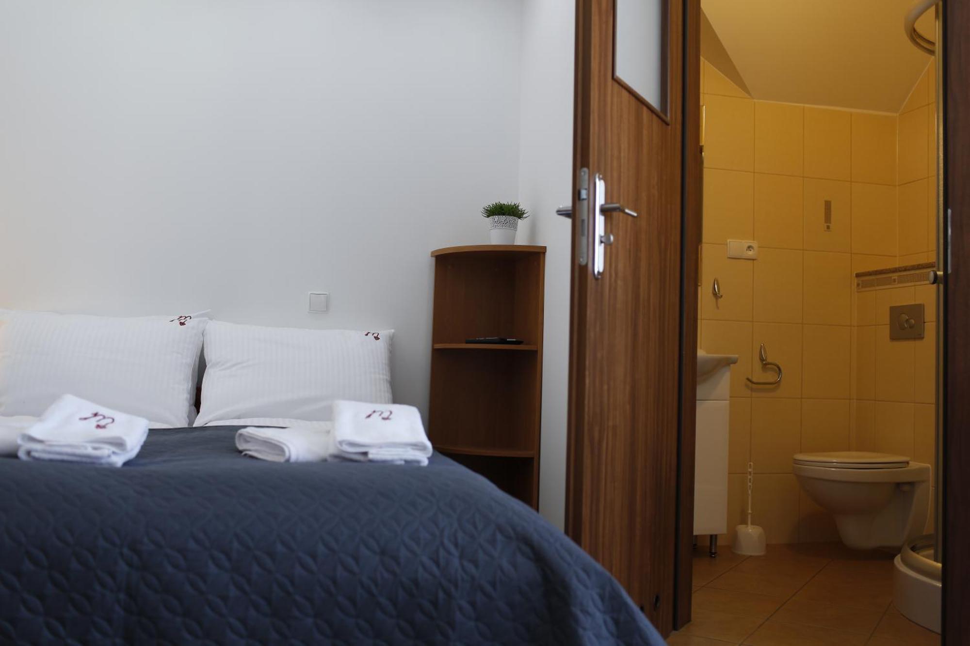 Malinowe Lato Apartment Grzybowo  Cameră foto
